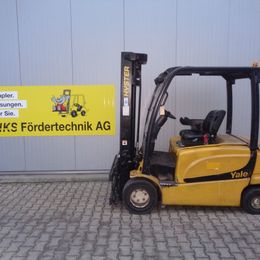 Yale ERP35VL-861 °°° Chariot 4 roues électrique