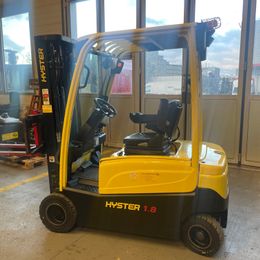 Hyster J1.8XN LWB °°° Chariot 4 roues électrique