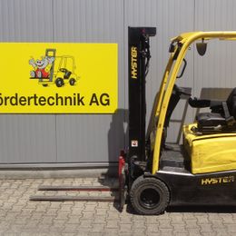 Hyster J1.8XN LWB °°° Chariot 4 roues électrique