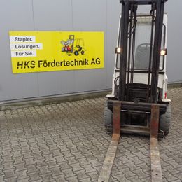 Hyster J3.00XM °°° Chariot 4 roues électrique