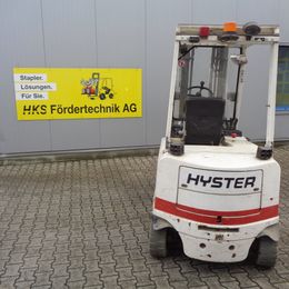 Hyster J3.00XM °°° Chariot 4 roues électrique