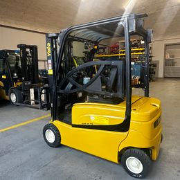 Yale ERP20VF LWB °°° Chariot 4 roues électrique