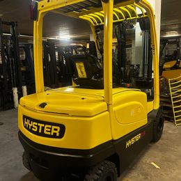 Hyster J3.5XN °°° Chariot 4 roues électrique