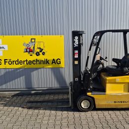 Yale ERP16ATF °°° Chariot 3 roues électrique