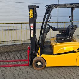 Yale ERP20VT °°° Chariot 3 roues électrique