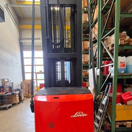 Linde Hochregalstapler LINDE K13-3 °°° Préparateur de commande vertical