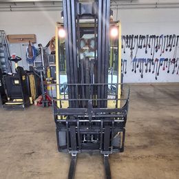 Hyster J1.6XN LWB °°° Chariot 4 roues électrique