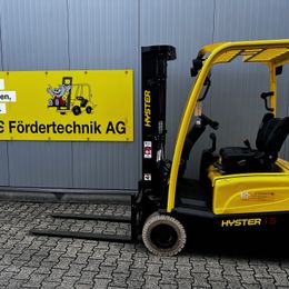 Hyster J1.5XNT SWB °°° Chariot 3 roues électrique