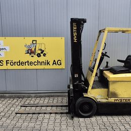 Hyster E3.00XM °°° Chariot 4 roues électrique