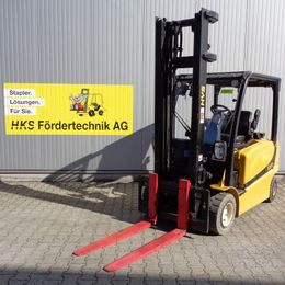Yale ERP30VL °°° Chariot 4 roues électrique