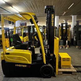 Hyster J1.6XNT °°° Chariot 3 roues électrique