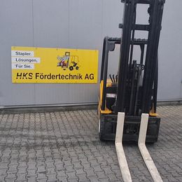 Yale ERP35VL °°° Chariot 4 roues électrique