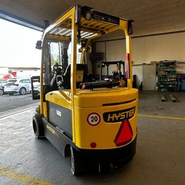 Hyster E5.5XN °°° Chariot 4 roues électrique