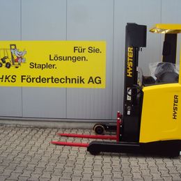 Hyster R1.2E °°° Chariot à mât rétractable