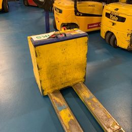 Stöcklin EDP20 °°° Transpalette électrique