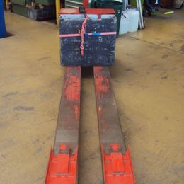 Linde T30 °°° Transpalette électrique