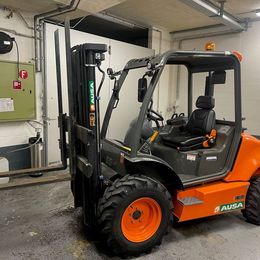 [div] AUSA C150HX2 (4x2) °°° Chariot élévateur tout-terrain