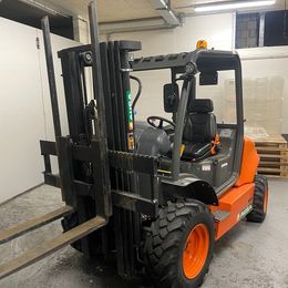 [div] AUSA C150HX2 (4x2) °°° Chariot élévateur tout-terrain