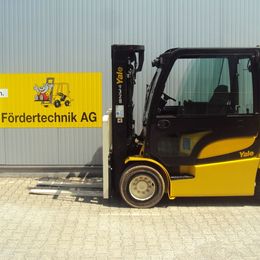 Yale ERP50VM °°° Chariot 4 roues électrique