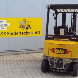 Yale ERP30ALF °°° Chariot 4 roues électrique