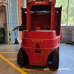 Mora EP100RC °°° Chariot 4 roues électrique